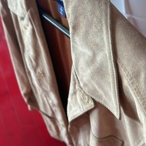 Suede coat in camel/brown